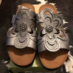 Naot Sandy Sterling Leather Sandals